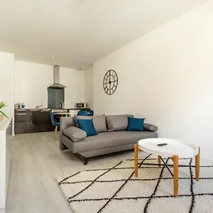 Le Bleu - Spacieux T2 Avec 1 Et 1 Canapé Lit Appartement Castelsarrasin