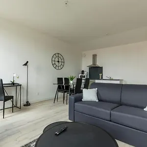Le Dallas - T2 Moderne Avec 1 Et 1 Canapé Lit Appartement Castelsarrasin